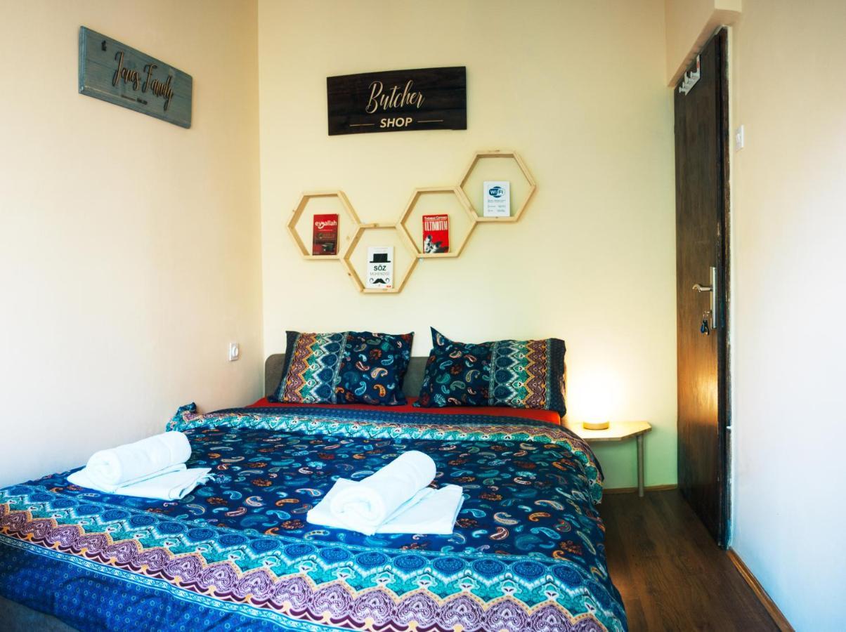 Universe Rooms & Apartments Skopje Luaran gambar